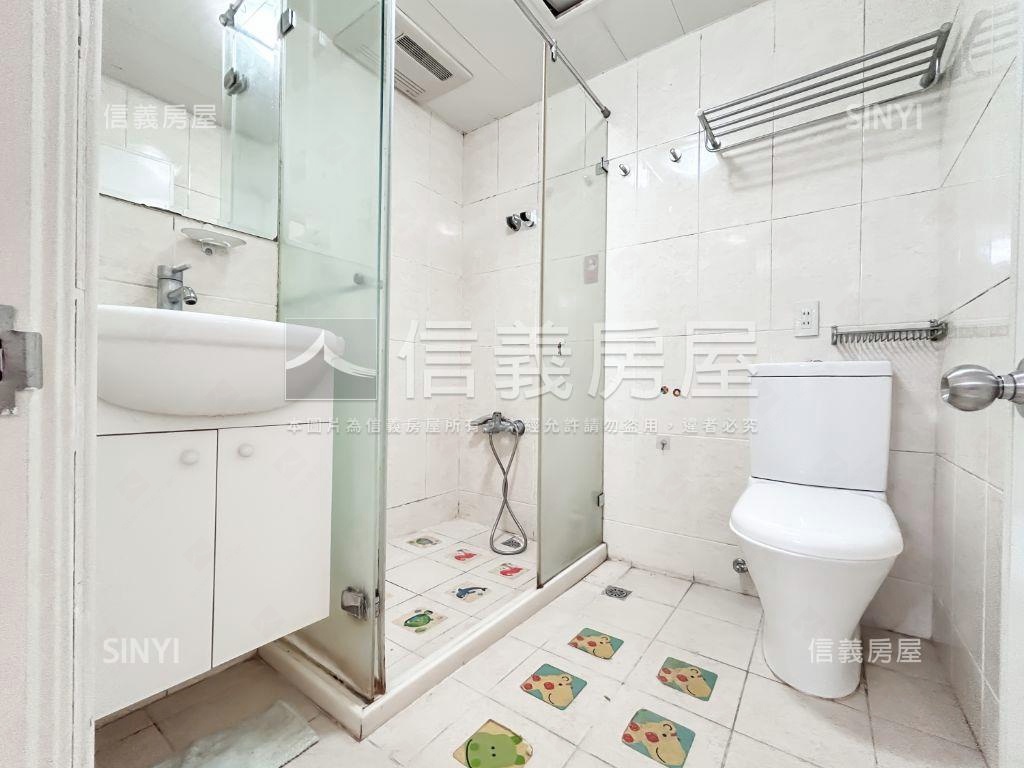 新接⭐國泰格局⭐三房雙衛房屋室內格局與周邊環境