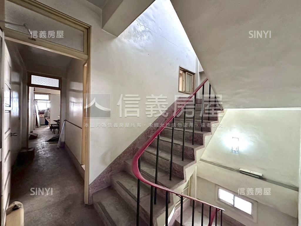 員林市博愛路店面房屋室內格局與周邊環境