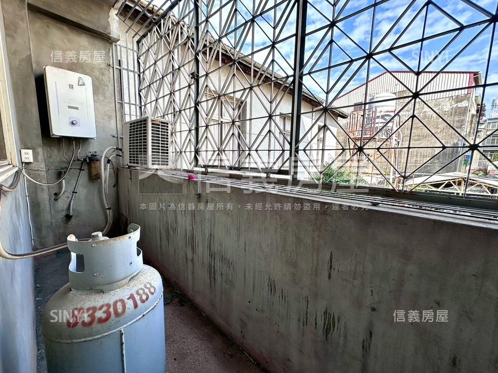 員林市博愛路店面房屋室內格局與周邊環境