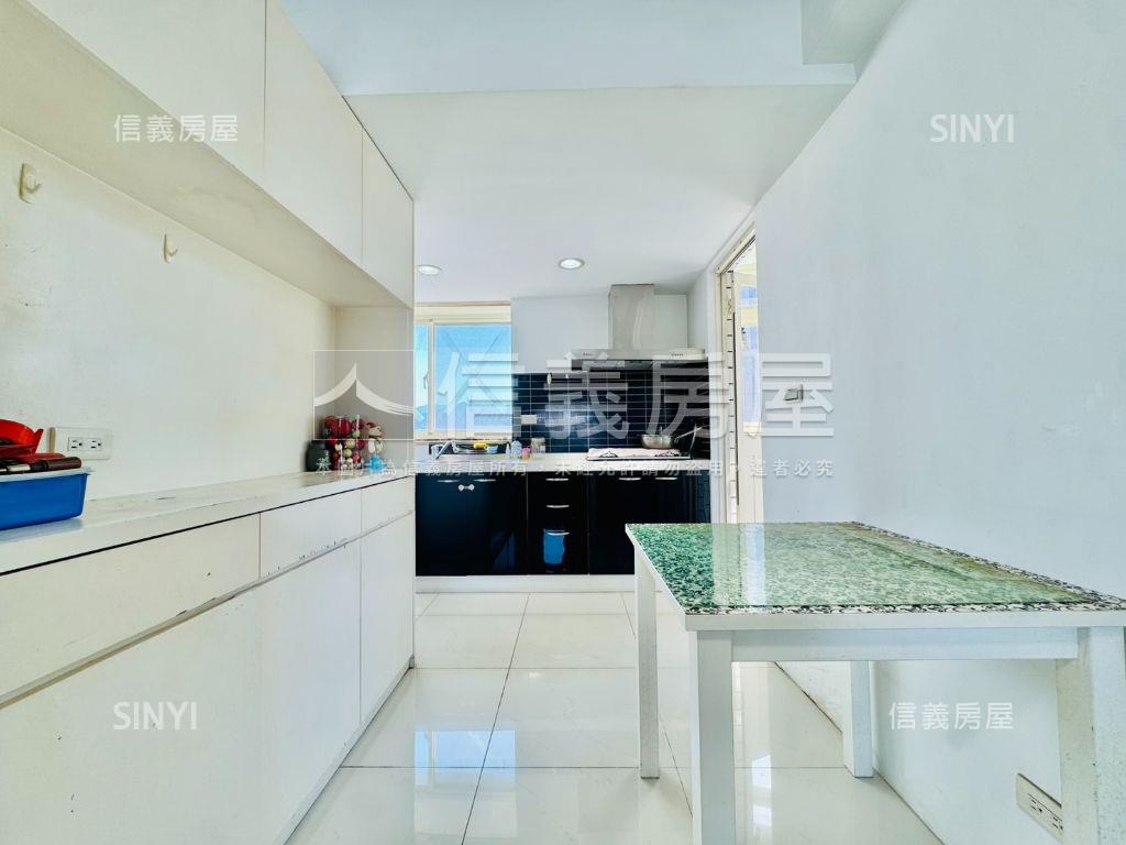 近景平站精緻大２房房屋室內格局與周邊環境