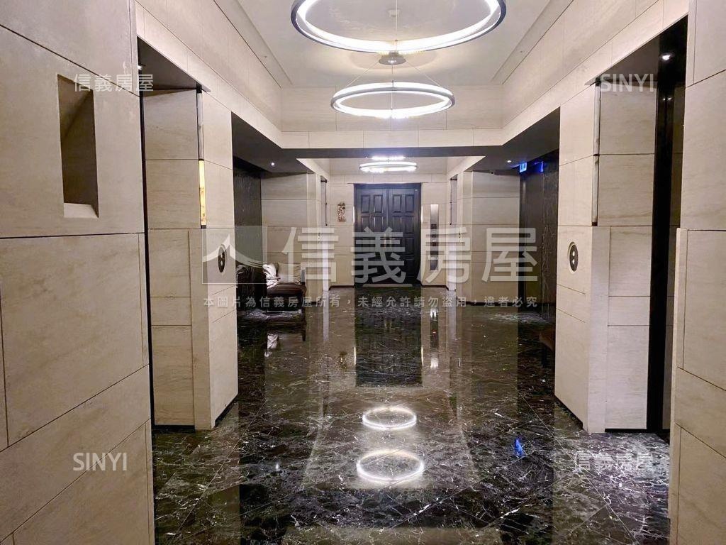 ＶＲ聯聚方庭高樓視野豪邸房屋室內格局與周邊環境