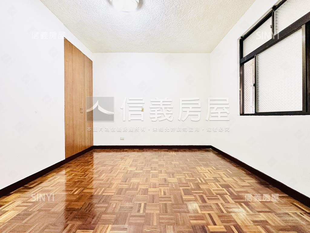 竹林前後陽台公寓三樓房屋室內格局與周邊環境