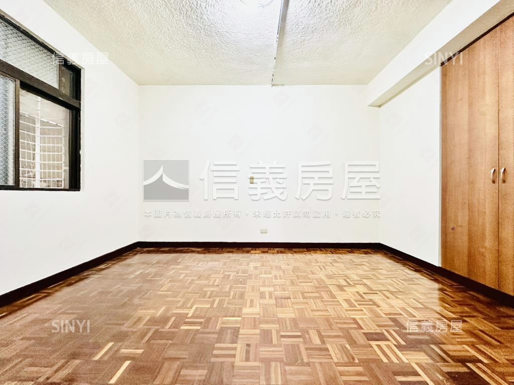 竹林前後陽台公寓三樓房屋室內格局與周邊環境