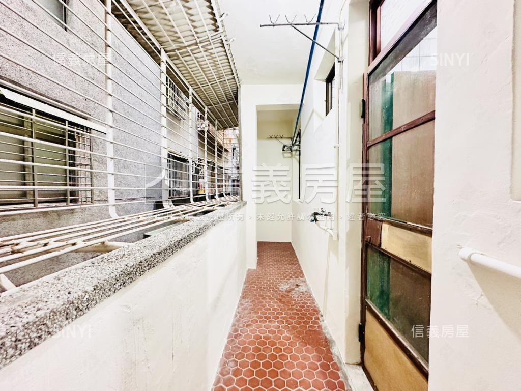 竹林前後陽台公寓三樓房屋室內格局與周邊環境