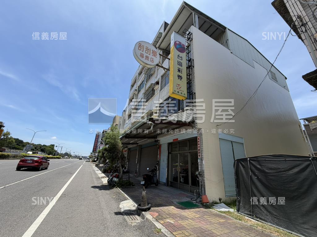 橋科附近正路上黃金店面房屋室內格局與周邊環境