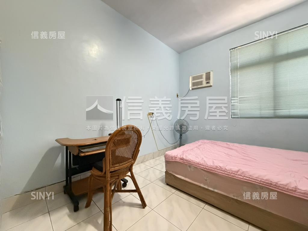 橋科附近正路上黃金店面房屋室內格局與周邊環境