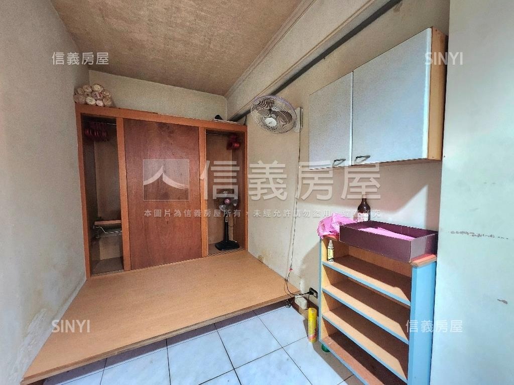 復興路二樓五套房房屋室內格局與周邊環境