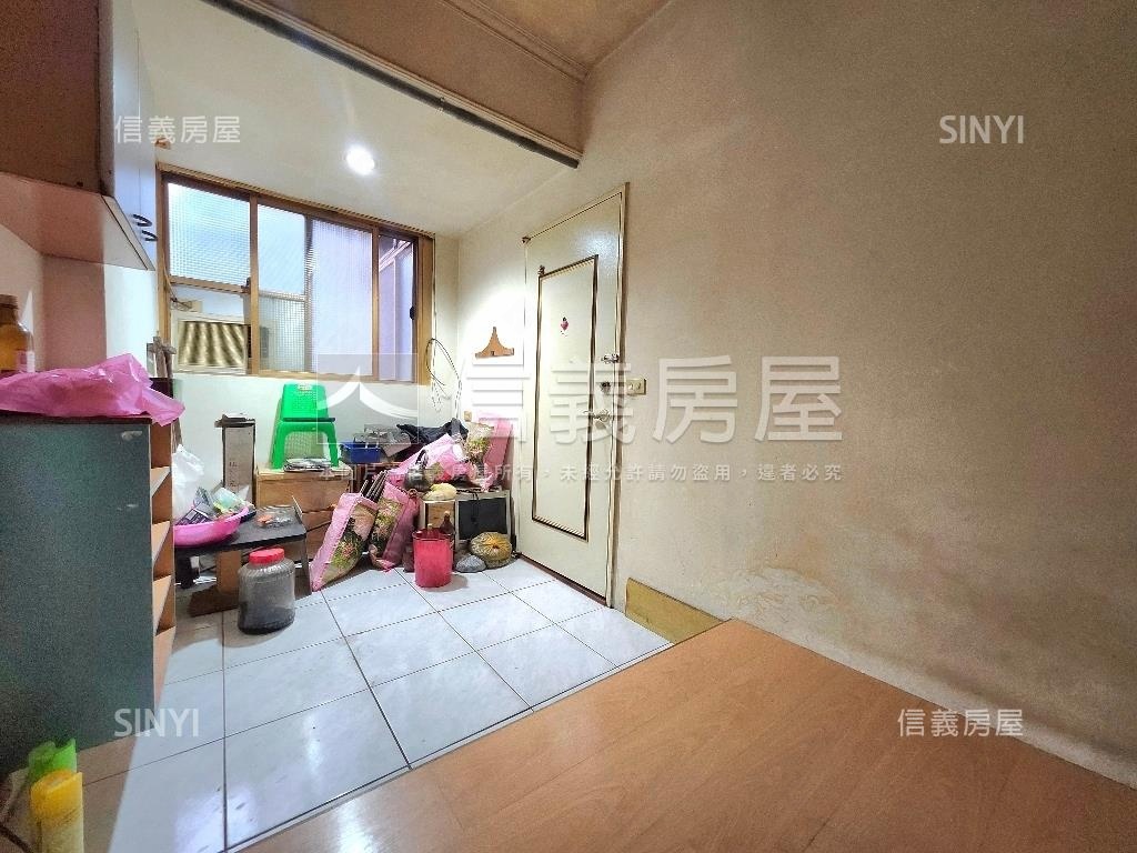 復興路二樓五套房房屋室內格局與周邊環境