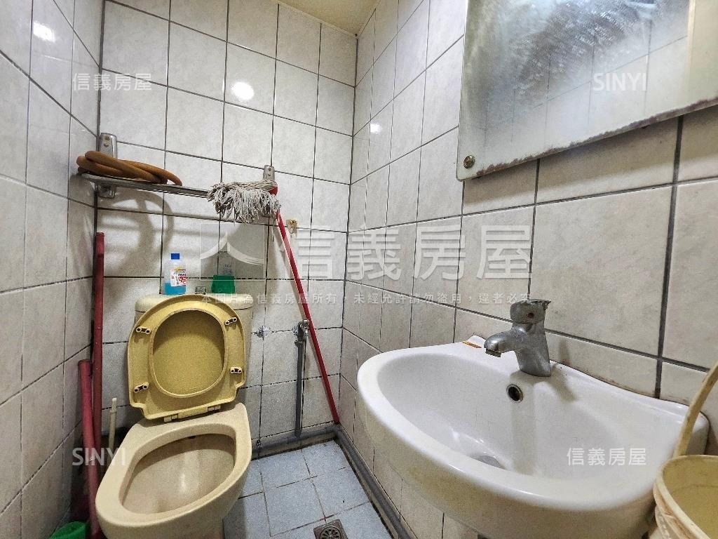 復興路二樓五套房房屋室內格局與周邊環境