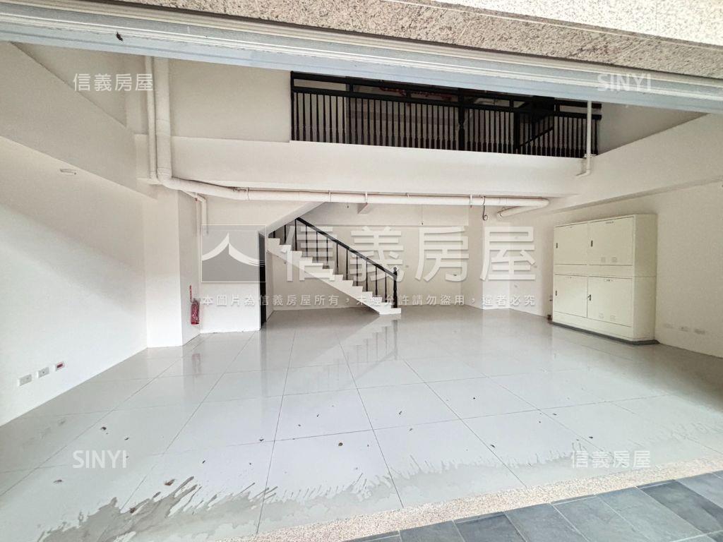 Ａ７面馬路金店面房屋室內格局與周邊環境