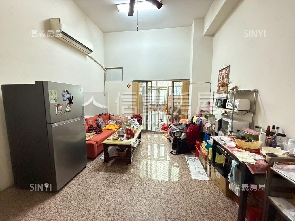 嶺東精科正三房含車位房屋室內格局與周邊環境