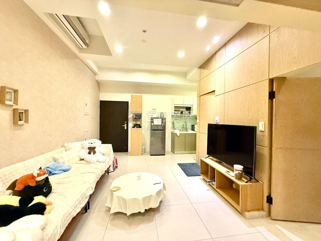 近漢神巨蛋精美兩房房屋室內格局與周邊環境