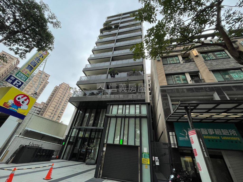 近漢神巨蛋精美兩房房屋室內格局與周邊環境