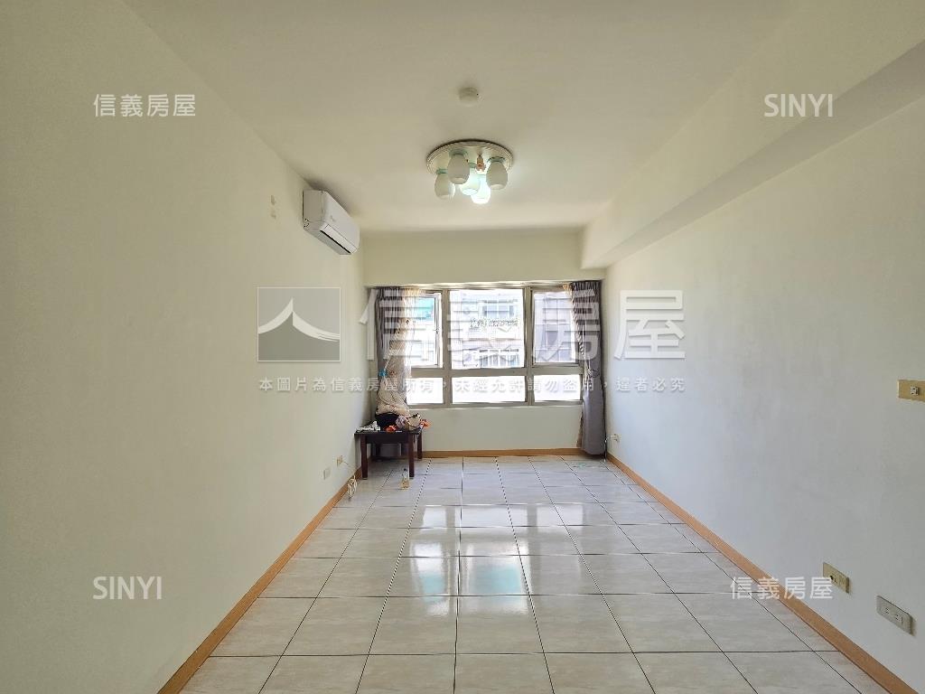 電梯三房採光格局佳房屋室內格局與周邊環境