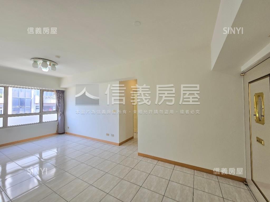 電梯三房採光格局佳房屋室內格局與周邊環境
