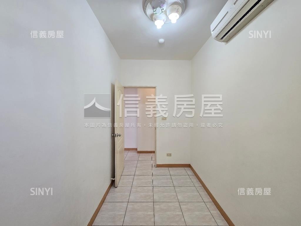 電梯三房採光格局佳房屋室內格局與周邊環境