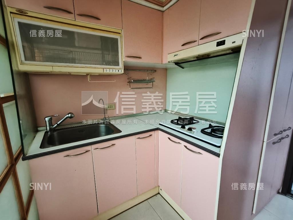 新生北路近捷運電梯兩房房屋室內格局與周邊環境
