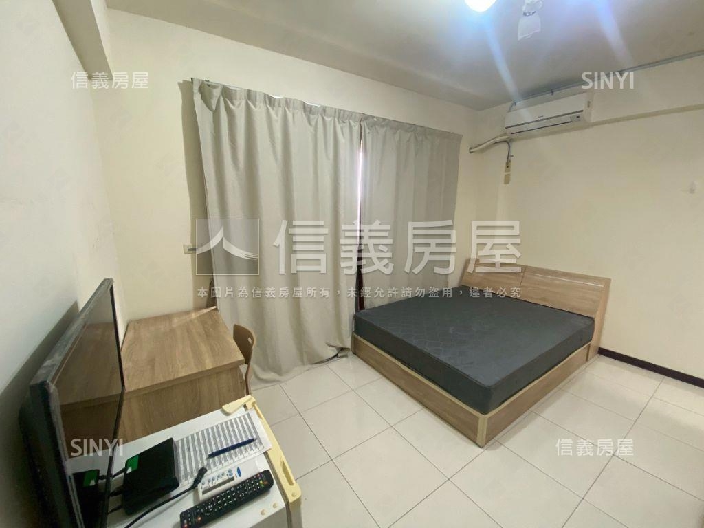 仁愛街正路面金店面房屋室內格局與周邊環境