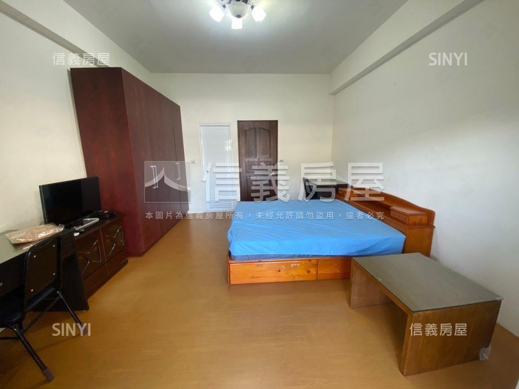 仁愛街正路面金店面房屋室內格局與周邊環境