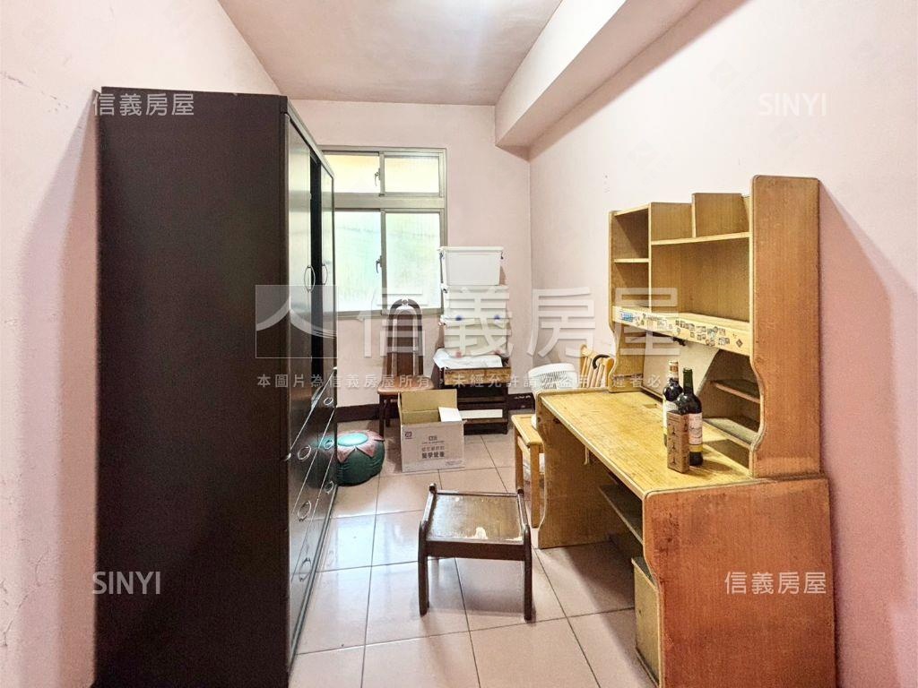 自強黃金三樓前後陽台美寓房屋室內格局與周邊環境