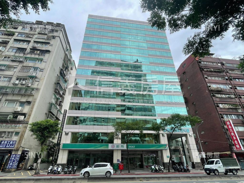 信義鋼骨整層純辦房屋室內格局與周邊環境