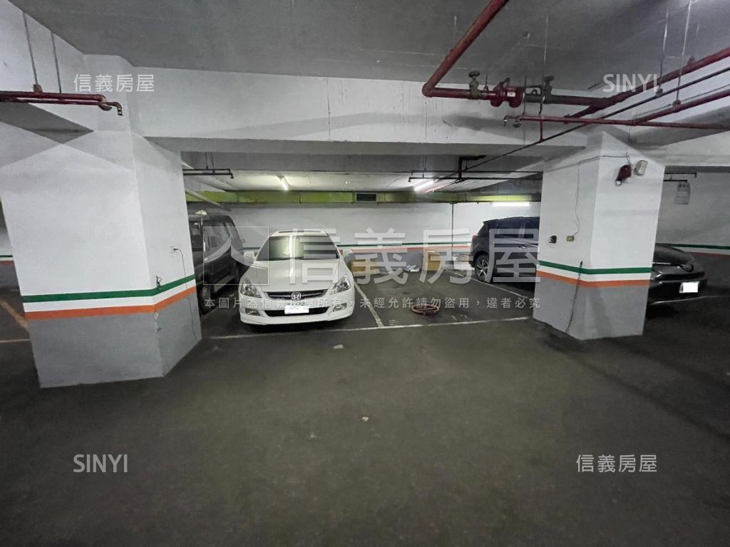 信義鋼骨整層純辦房屋室內格局與周邊環境