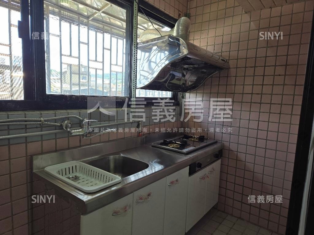 苗栗日新街套房Ｂ房屋室內格局與周邊環境