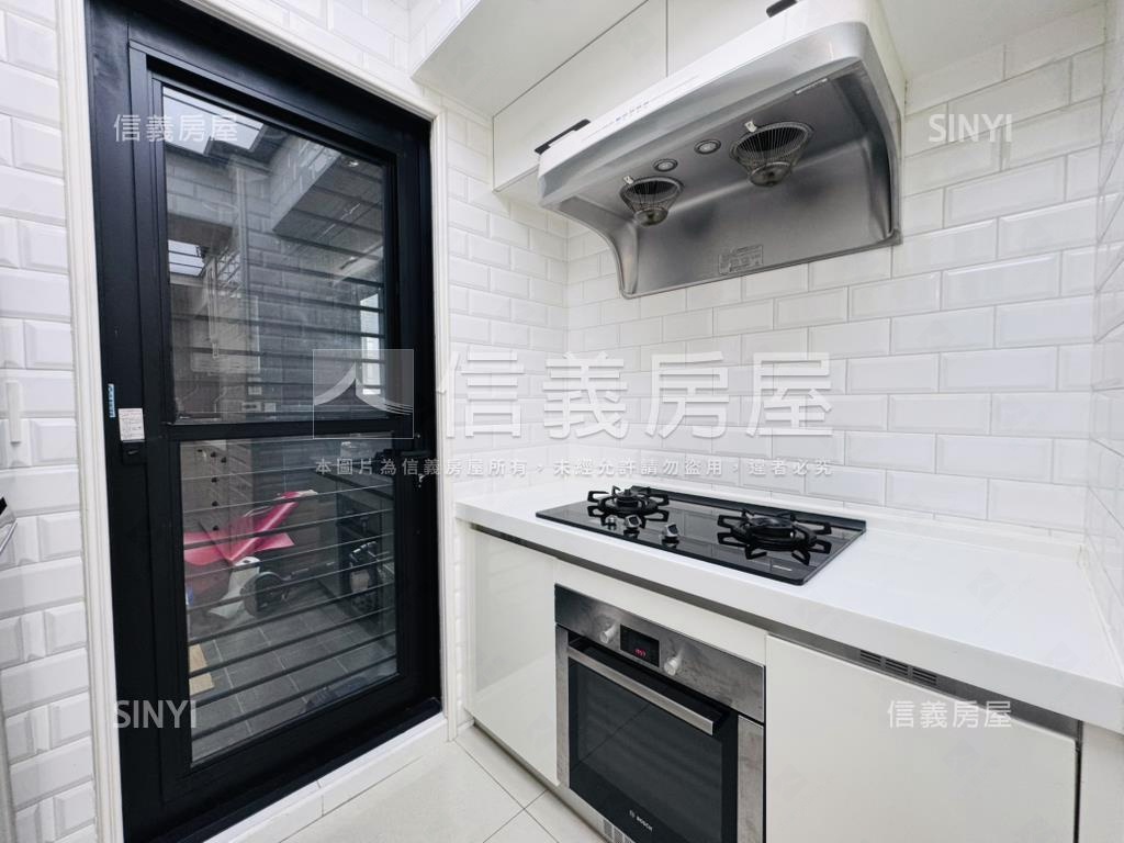 ⛧華固天圓美妝兩房雙車位房屋室內格局與周邊環境