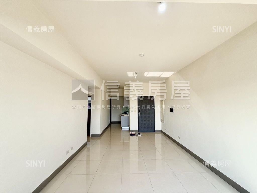 近都會公園捷運三房車位房屋室內格局與周邊環境