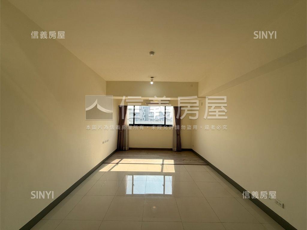 近都會公園捷運三房車位房屋室內格局與周邊環境