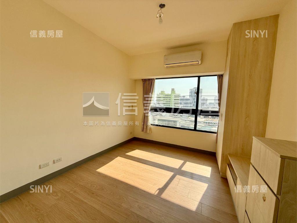 近都會公園捷運三房車位房屋室內格局與周邊環境