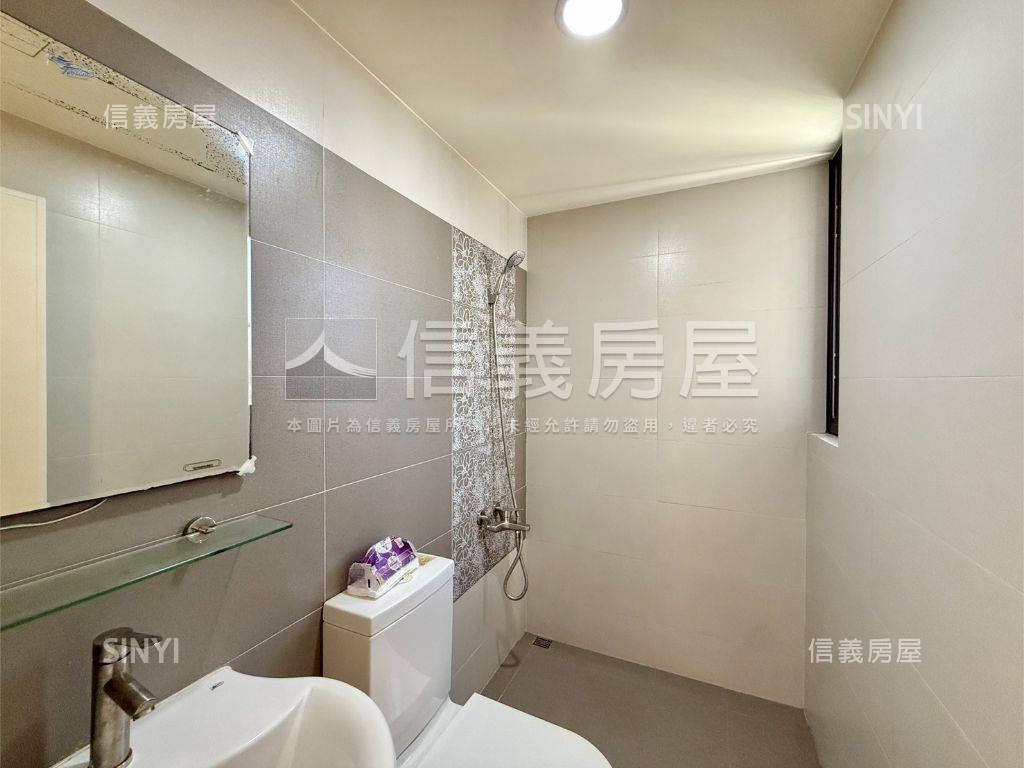 近都會公園捷運三房車位房屋室內格局與周邊環境