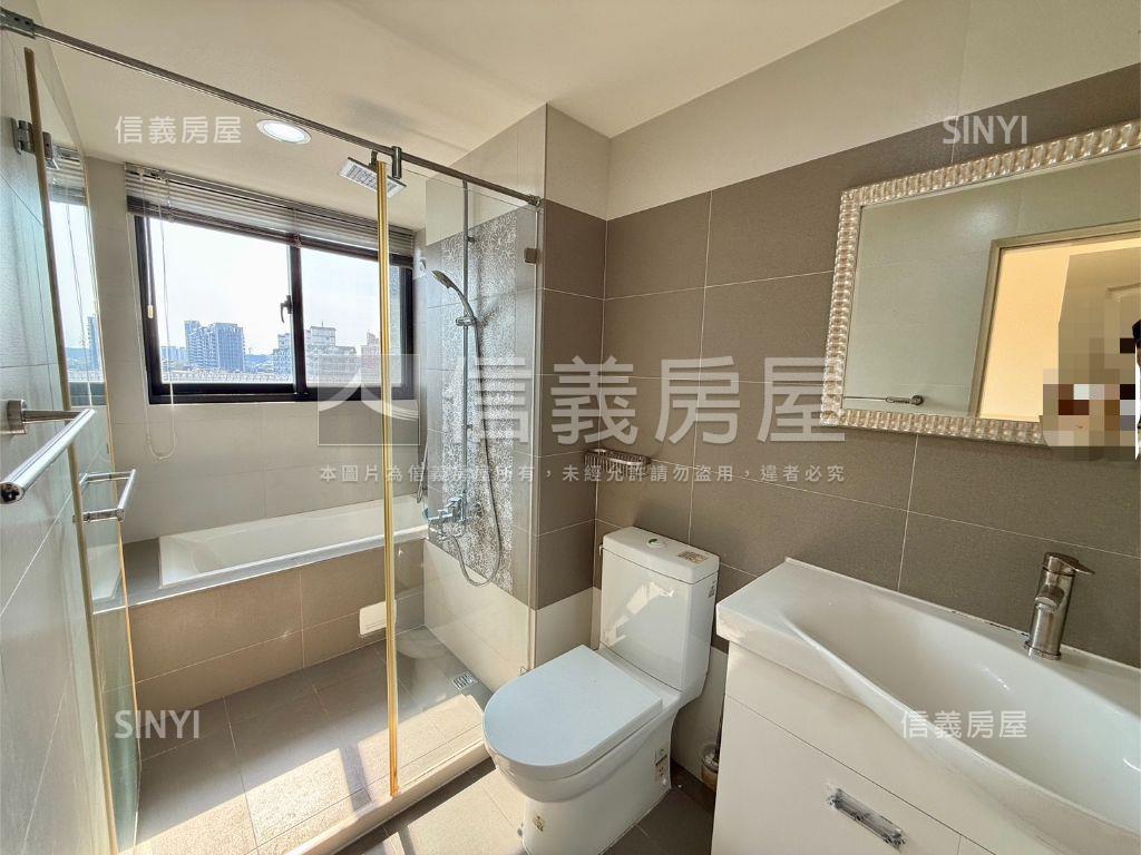 近都會公園捷運三房車位房屋室內格局與周邊環境