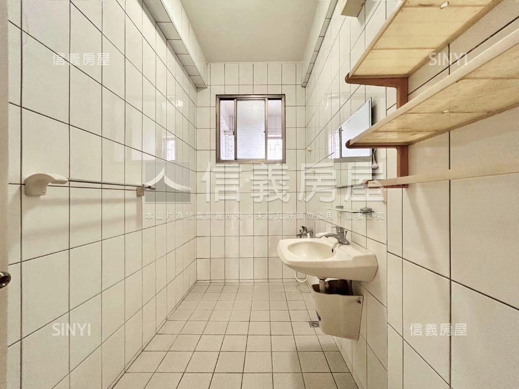 ㊝湳雅商圈近百坪大透天房屋室內格局與周邊環境