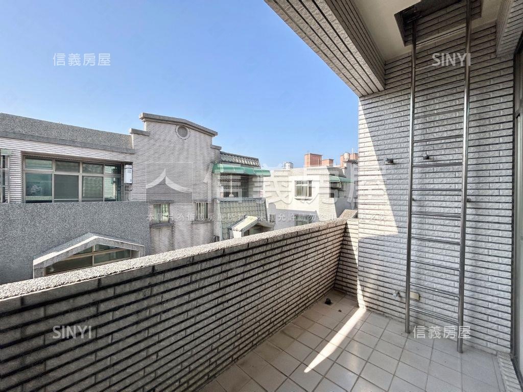 ㊝湳雅商圈近百坪大透天房屋室內格局與周邊環境