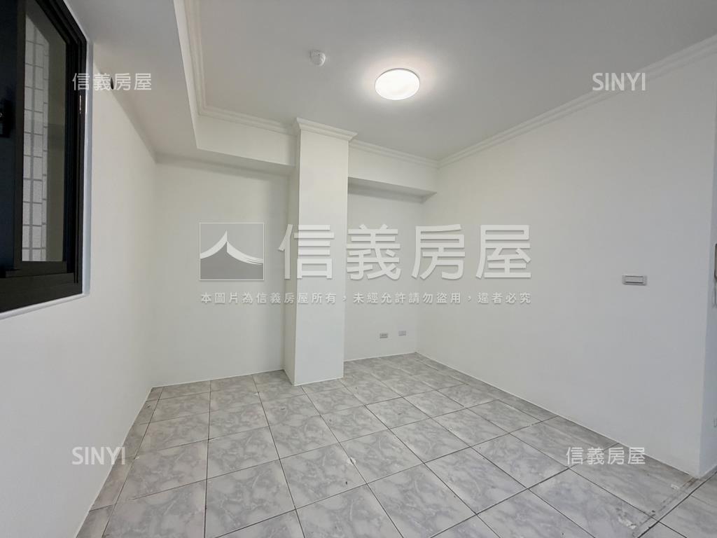 前鎮低總成家大四房房屋室內格局與周邊環境