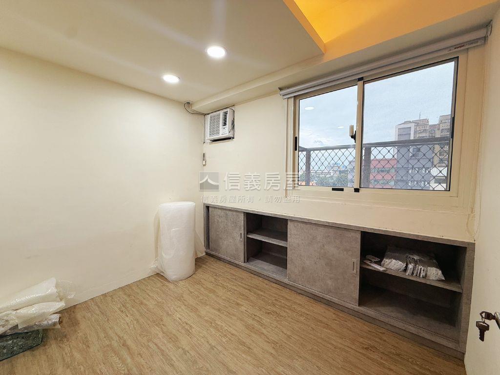 俗！近中友低總價四房房屋室內格局與周邊環境
