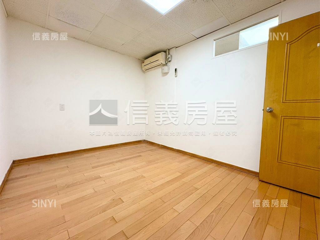 集美商圈前後陽台好宅房屋室內格局與周邊環境