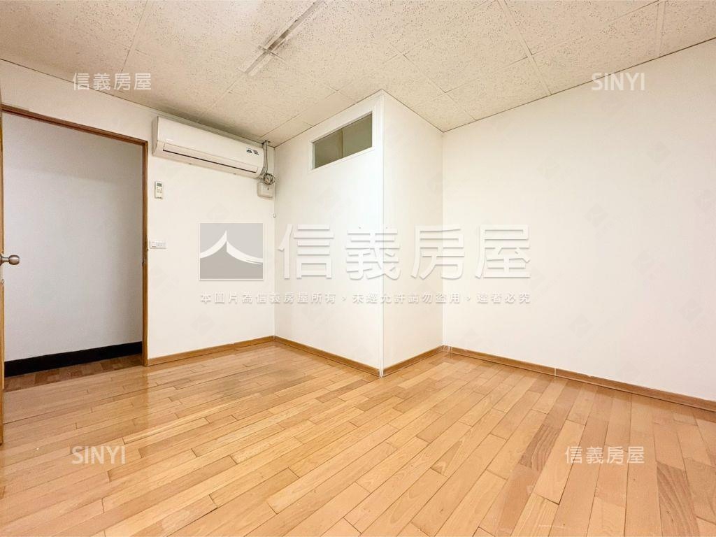 集美商圈前後陽台好宅房屋室內格局與周邊環境