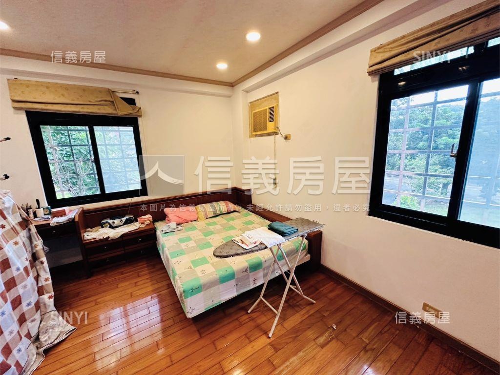 直潭社區邊間庭院透天房屋室內格局與周邊環境