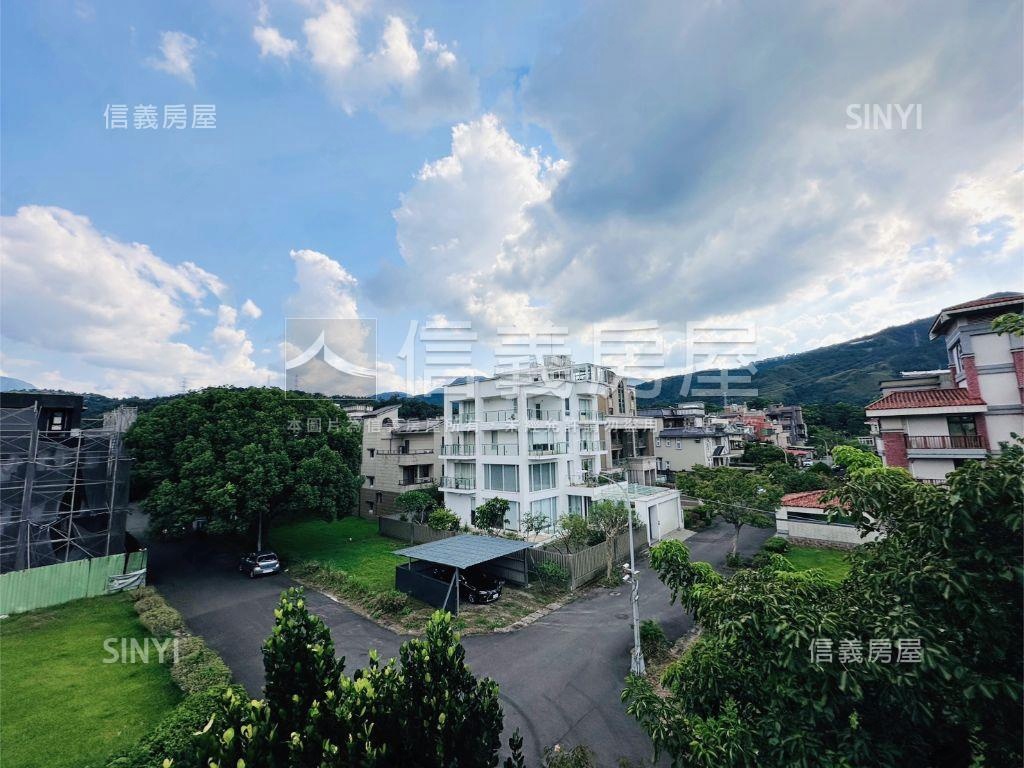 直潭社區邊間庭院透天房屋室內格局與周邊環境