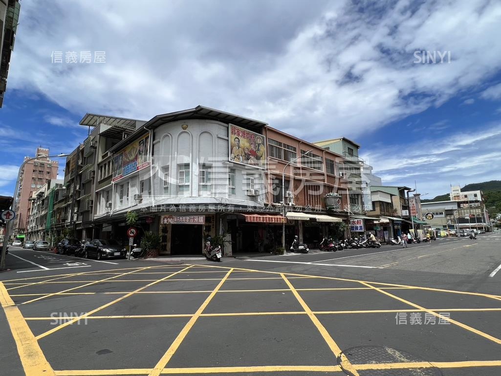 鹽埕近愛河北端街金店面房屋室內格局與周邊環境