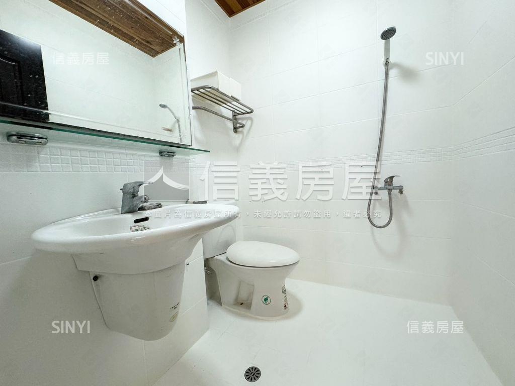 建平九街大地坪傳統車墅房屋室內格局與周邊環境