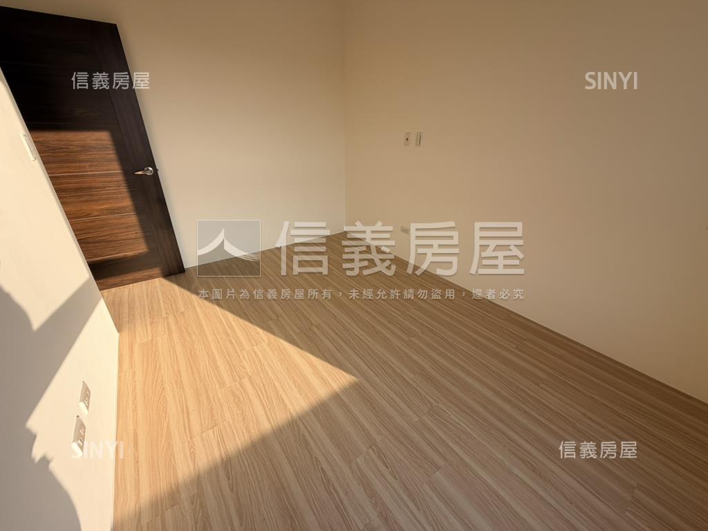 十二淳三房平車Ｃ房屋室內格局與周邊環境