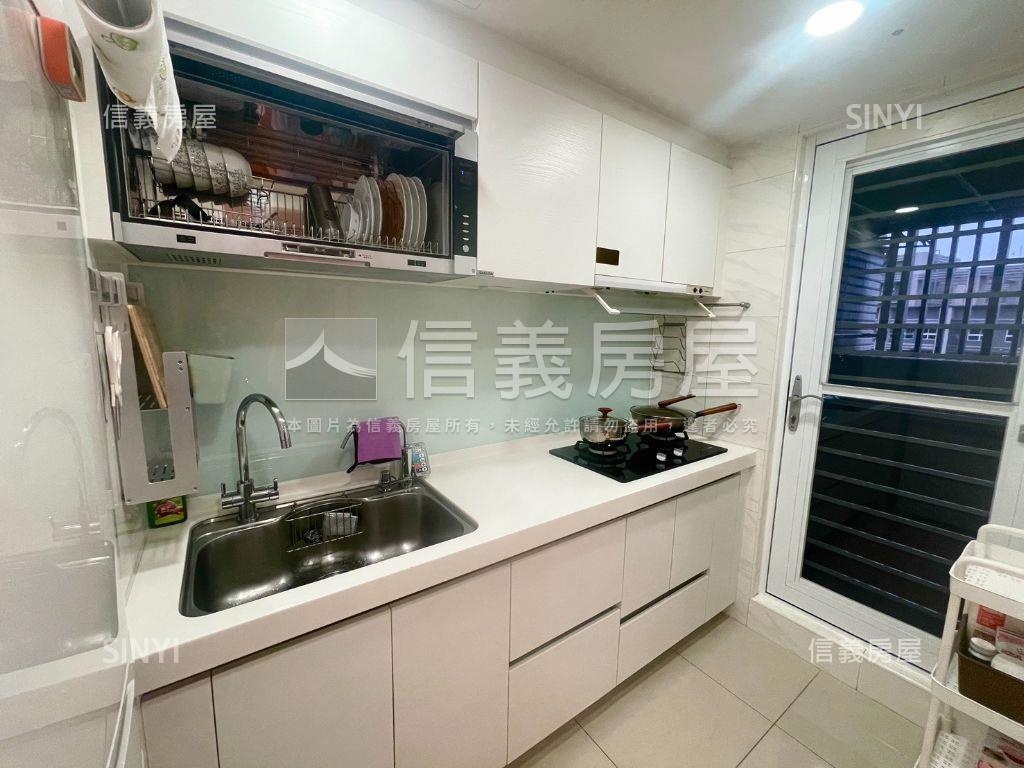 高樓層景觀精美裝潢３房房屋室內格局與周邊環境