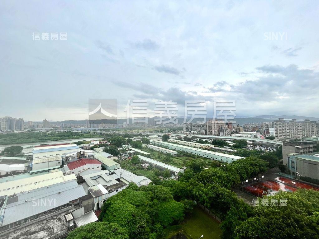 高樓層景觀精美裝潢３房房屋室內格局與周邊環境