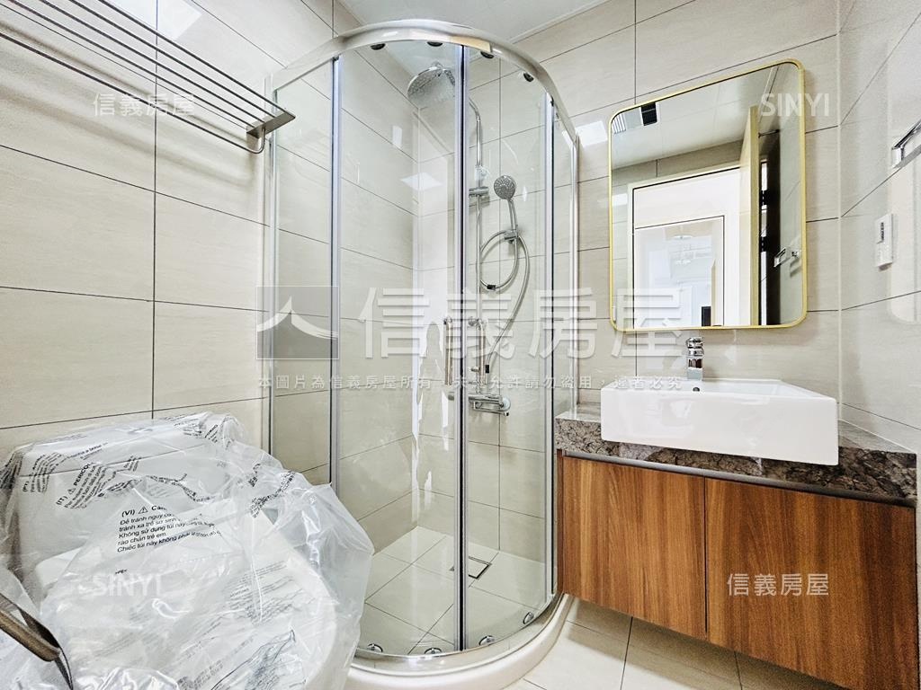 大河仰望全新河景高樓房屋室內格局與周邊環境