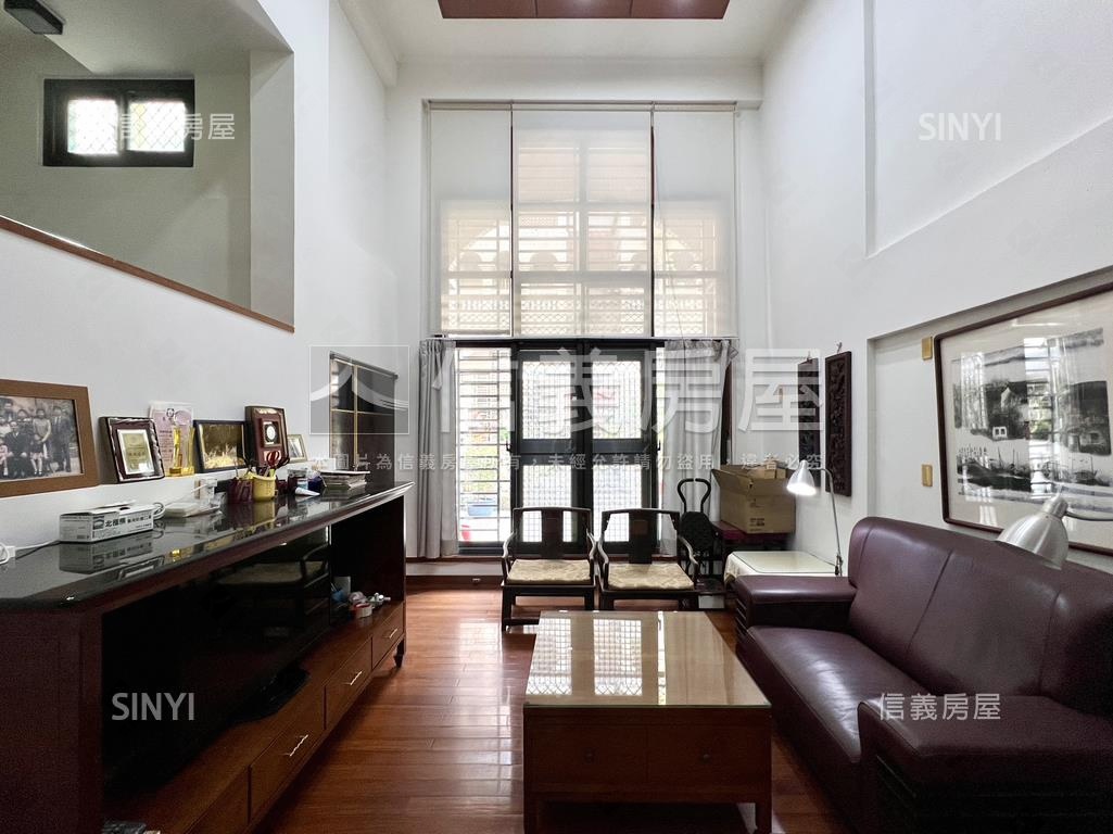 ㊝東區蛋黃★太子富貴別墅房屋室內格局與周邊環境