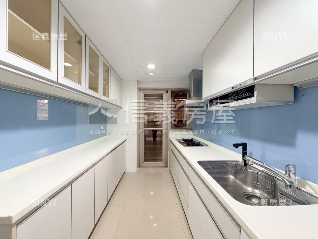 《皇鼎花園》美宅附車位房屋室內格局與周邊環境