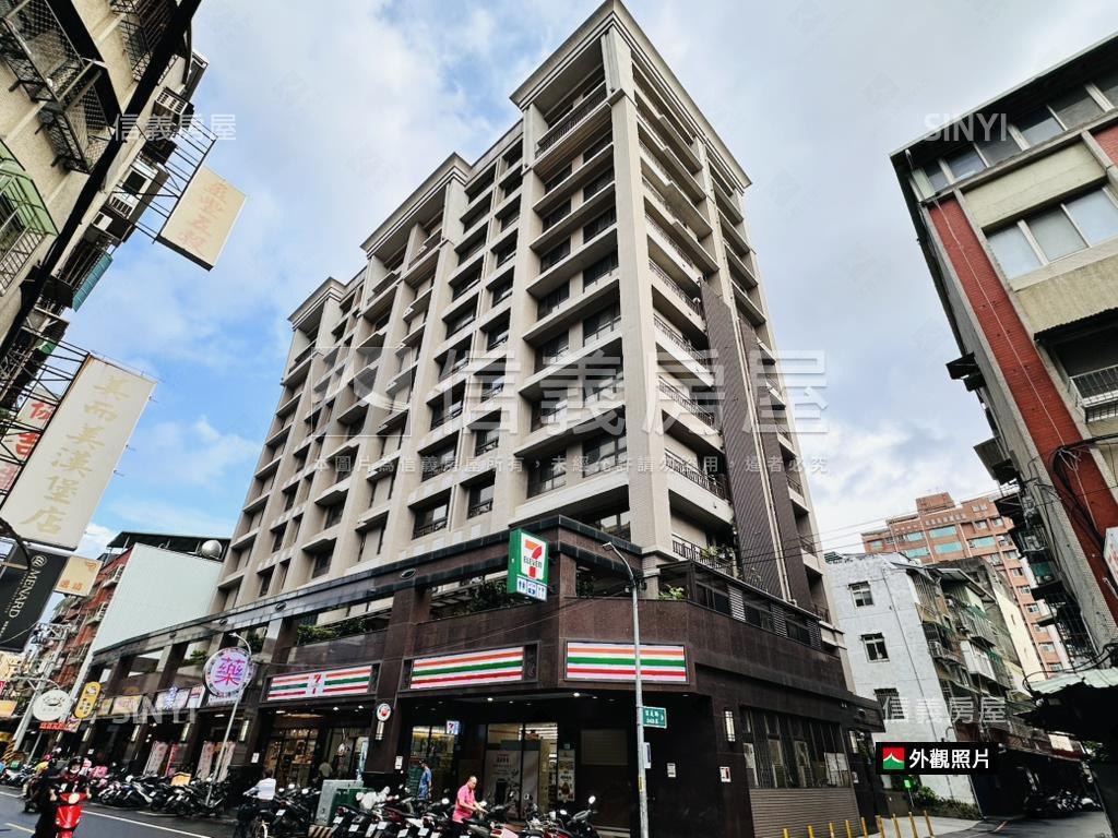 專任委託。一品小豪宅房屋室內格局與周邊環境